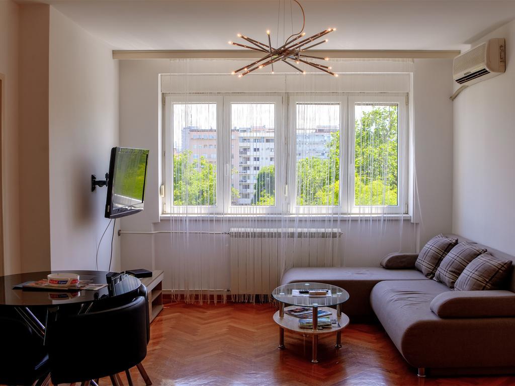 Apartments Sat Belgrade Luaran gambar